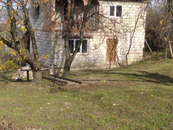 Дачна ділянка з недобудованим будинком ("коробка") Черновцы