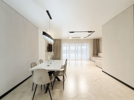 Продаж таунхауса в New Village Ужгород