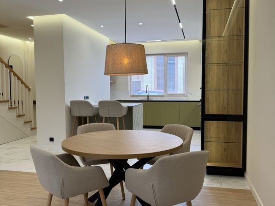 Продаж стильного таунхаусу, New Village Ужгород