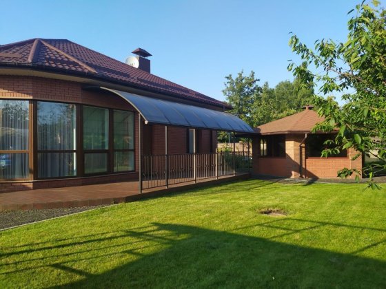 Продам будинок по вул. Скляренка Ровно