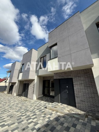 Таунхаус р-н роша Клубу, з міськ. комунікаціями та чорн. роботами - фото 1