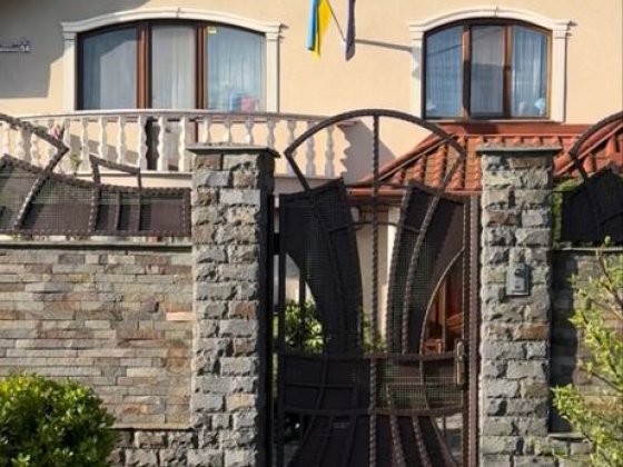 Продається будинок для родини Ужгород