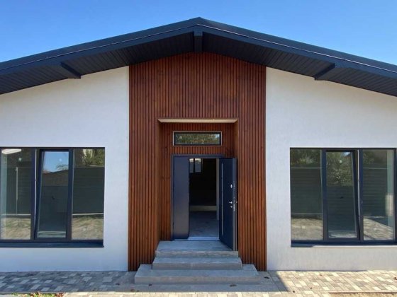 Продаж Будинок Одноповерховий біля Дніпра.Дарницький р-н. Осокорки. Киев