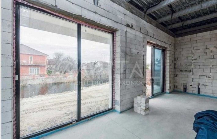 Торг Продажа Дом 200м+гостевой Осокорки 6км до Славутич выход на канал - фото 1