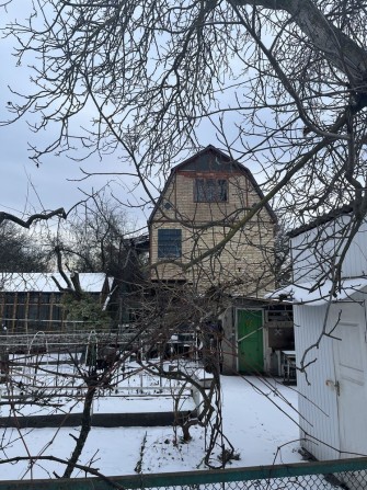 Продаж будинку, 3 км від метро Славутич. Заведено 15 квт - фото 1
