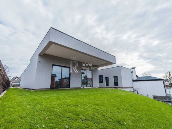 Продаж Будинок 235м2 4кімн 1пов Осокорки Вихід до води Киев