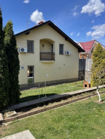 Продаж гарного будинку з видом на місто - фото 1