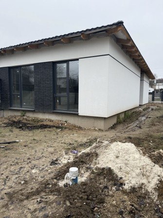 Котедж Двоян вул. Рівенська за ціною квартири - фото 1