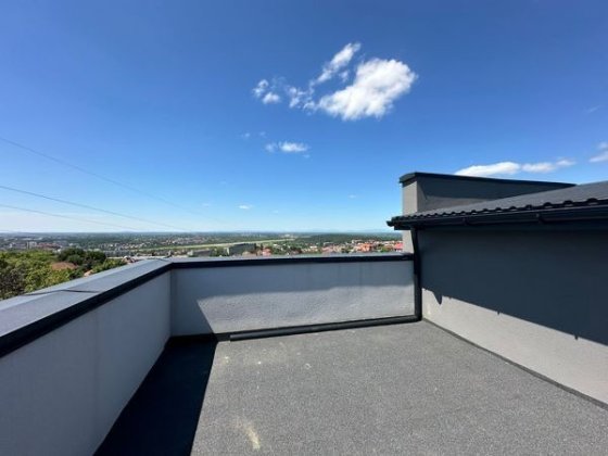 Будинок з панорамним видом на Ужгород Ужгород