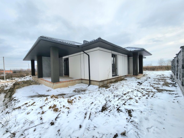 ТЕРМІНОВО! Продам двоян 3 сот, комунікації! ТОП локація! - фото 1