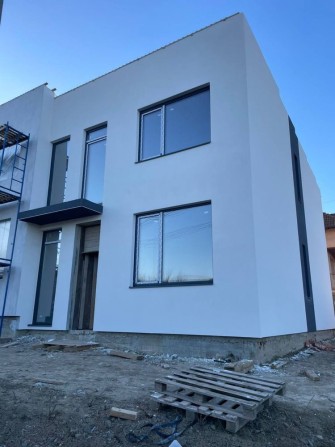 Чорновий Таунхаус. Червениця. 4 окремі кімнати - фото 1