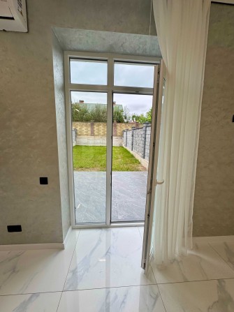 Продам котедж з якісним ремонтом. Р-н Шасливе - фото 1