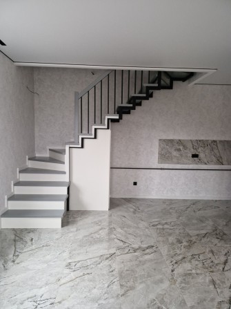 Продам таунхаус з ремонтом район перемички - фото 1