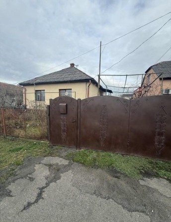 Продаж будинку м. Ужгород (Доманинці) - фото 1
