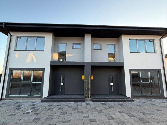 Продаж котеджу в престижному районі Газовик!Єоселя! Рівне