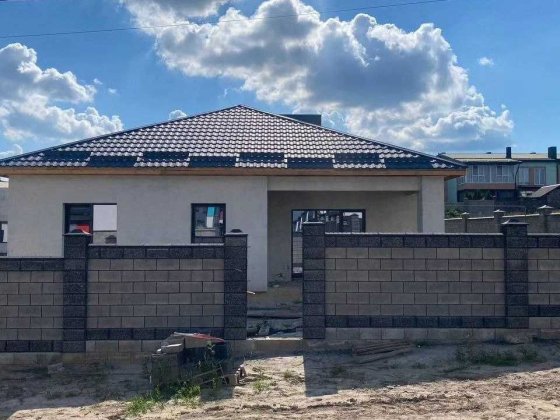 Продаж будинку з міськими комунікаціями Ровно