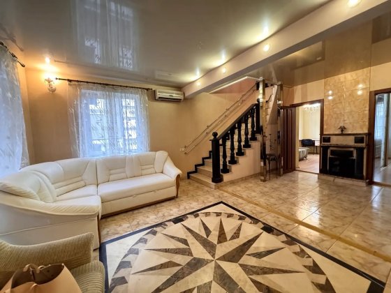 Без % Продаж будинку на вул. Богатирської Героїв Дніпра Киев