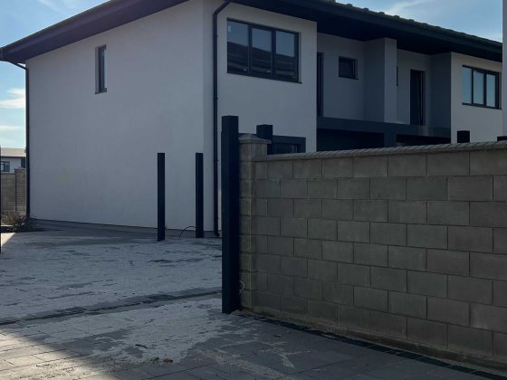 Продам  двоян з комфортним плануванням, в престижному районі Газовик! Ровно