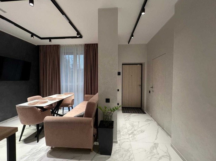 Стиль та якість - 2К Таунхаус в ТОП-локації (Покровський, 12 школа)! - фото 1