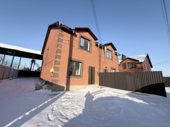 Продам дуплекс 3 кімнати + кухня студія Винница