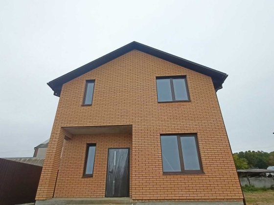 Продаж 2 поверхового будинку з опаленням і ділянкою на 5 соток Винница