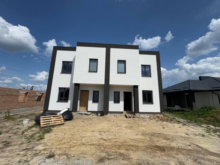 Продам котеджика Дуплекс р-н 3-ї поліклініки - фото 1