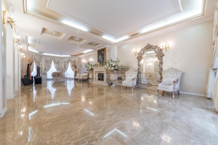 Резиденція преміум-класу з ремонтом і басейном | Печерськ, Звіринецька - фото 1