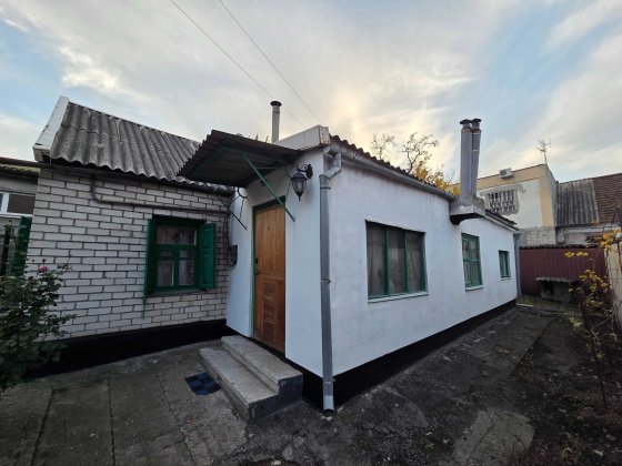 Продам дом с удобствами Степана Бандеры/ Шмидта