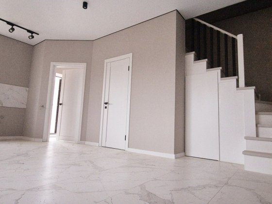 Продаж таунхауса з ремонтом, місто. Від забудовника! РОЗТЕРМІНУВАННЯ Винница