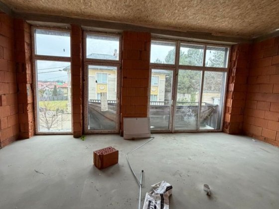 Продаж котеджу, будувався для себе Ужгород