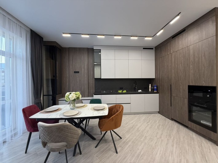 Продаж 2-поверхового таунхауса 115м2 з ремонтом - фото 1