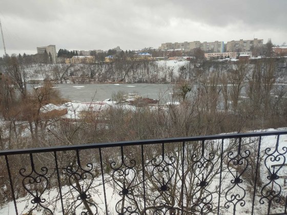 Будинок над річкою з панорамним видом | Заїжджай і живи Винница