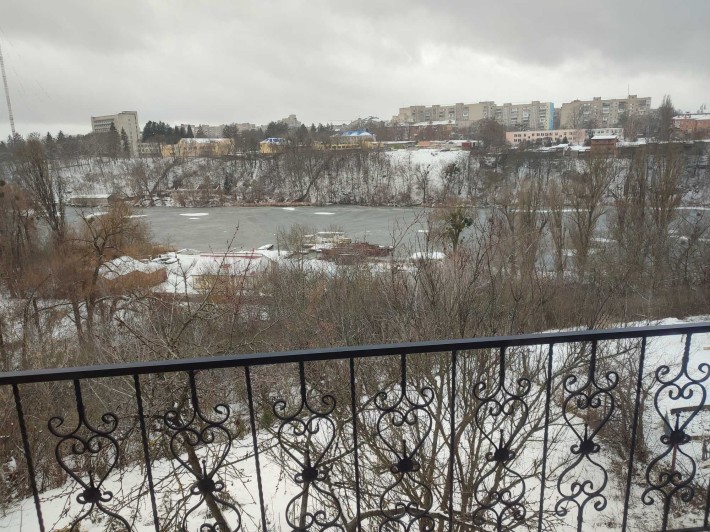 Будинок над річкою з панорамним видом | Заїжджай і живи - фото 1