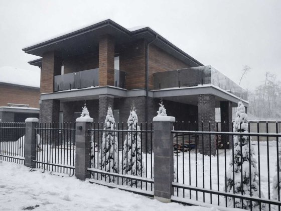 Сучасний будинок біля лісу 5 хв Житомирська траса Київ