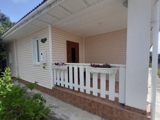 Продам доглянутий будинок з меблями  у передмісті Вінниці Винница