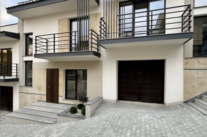 Таунхаус під єОселю - фото 1