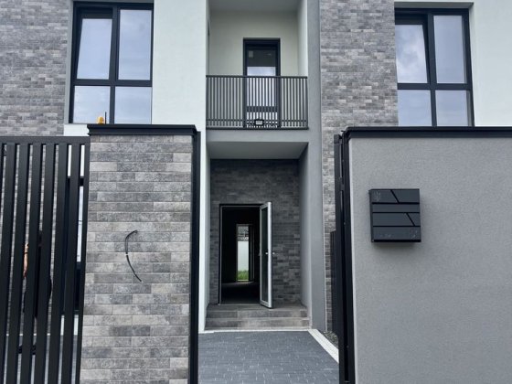 Продаж котеджу в чудовій локаціі/газове опалення Ужгород