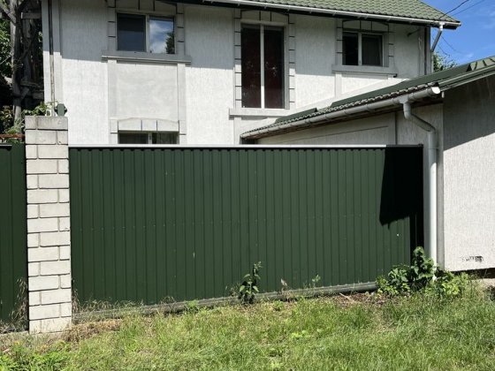 Осокорки! Продаж будинку, 2 км від метро! Киев