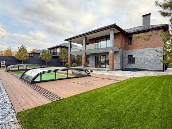 Продаж якісного будинку в Києві, район Жуляни, 11 соток, басейн Киев