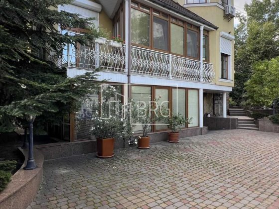 Продажа дома в центре Киева на Печерске без комиссии Киев