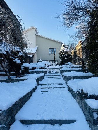 Продаж розкішного сучасного будинку в класичному стилі - фото 1