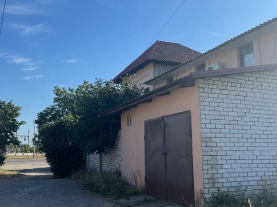 Продам дом 240. МУ  /Фрунзенский/Донецкое шоссе/ ТОРГ