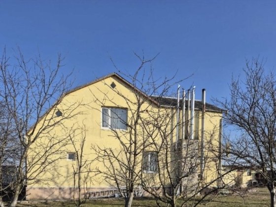 Продаж 2-поверхового будинку 230 м2, 20 соток, 2 км від м. Житомира.