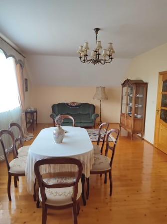 Продається затишний та просторий будинок. - фото 1