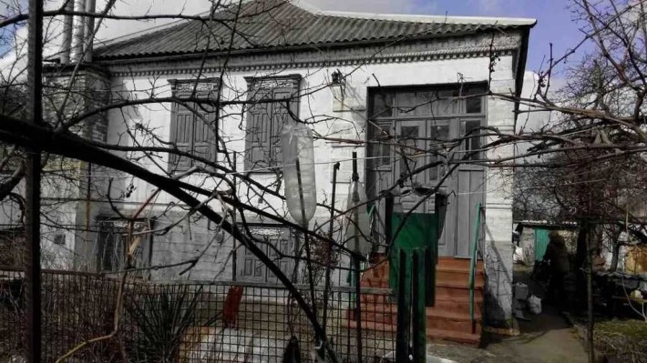 просторный дом с приватизированным участком - фото 1