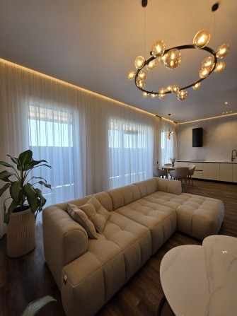 Продажа чотирьох кімнатного таунхаусу в максимальній комплектації - фото 1