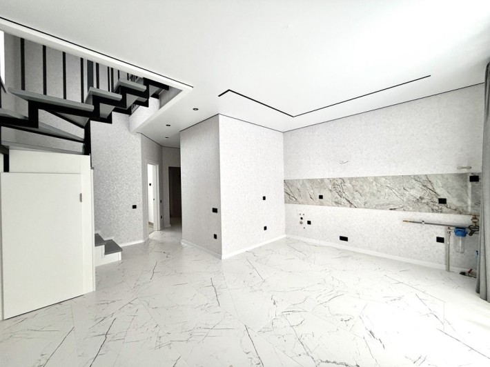 Продаж 2 поверхового дуплекса з ділянкою на 2 сотки, 90 кв - фото 1