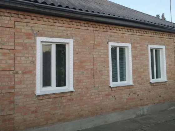 Продам 2 кімнатний будинок