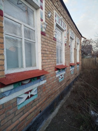 Продаж будинка на червоній лінії. - фото 1