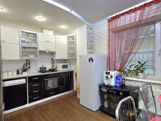 Продам чудовий будинок з ремонтом!